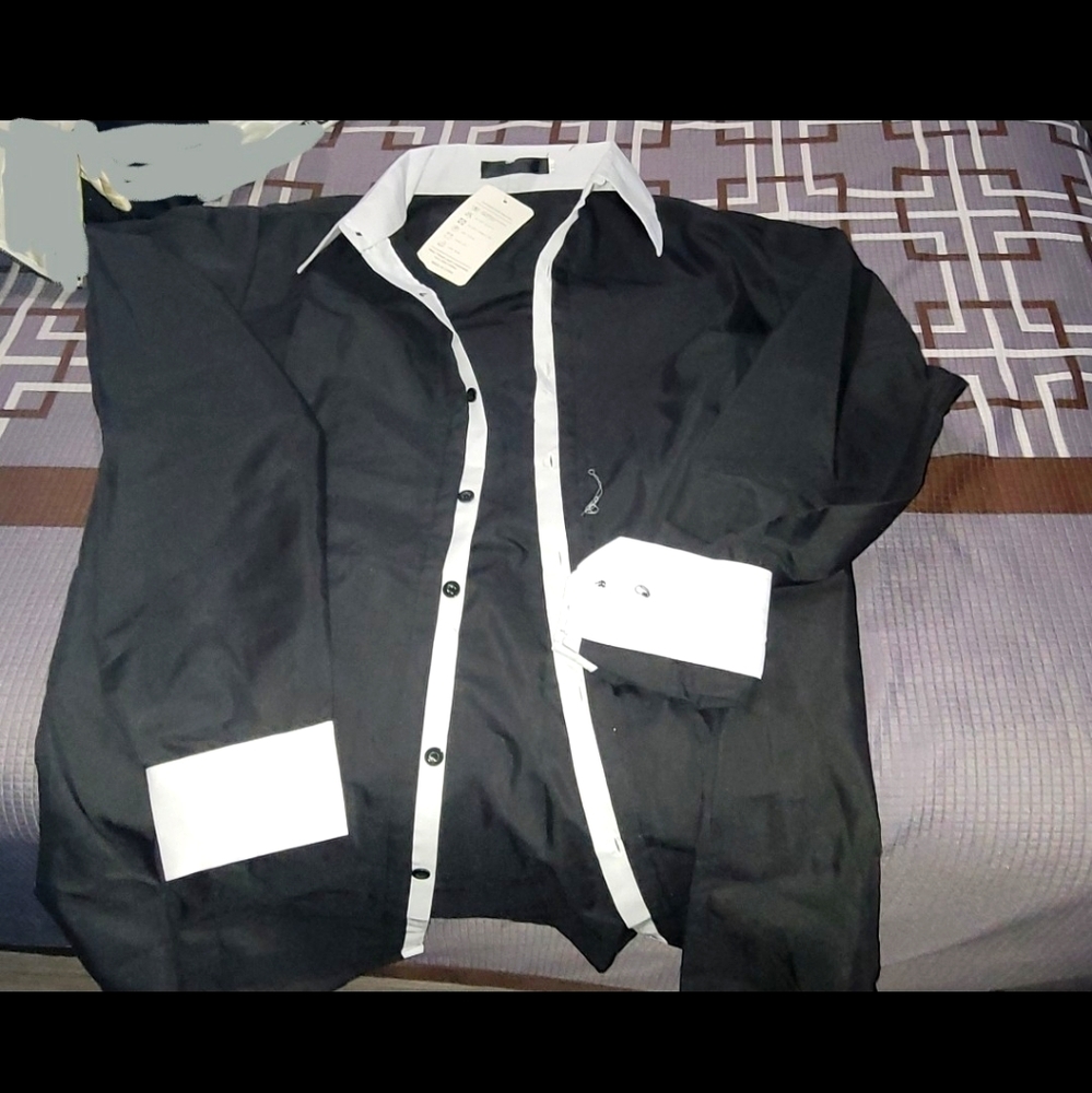 Mens casual black and white button up shirt